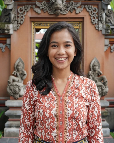 Dewi Anggraini - Yogyakarta, Indonesia profile photo, Asian woman seeking relationship